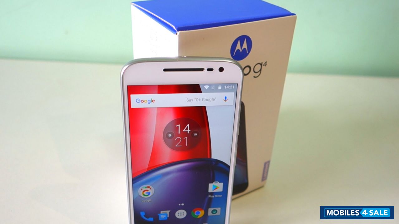 White Motorola Moto G4