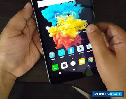 Black Lenovo Phab PB1-750M