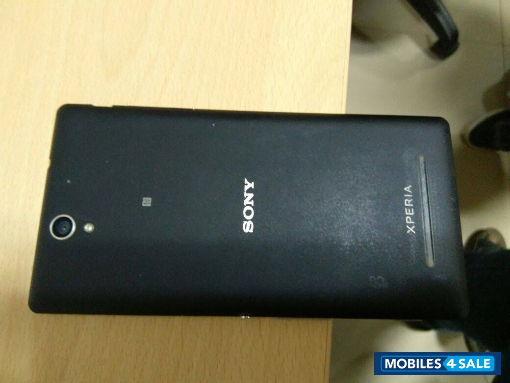 Black Sony Xperia C3