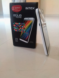 White Intex Aqua Young