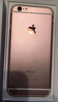 Rose Gold Apple iPhone 7