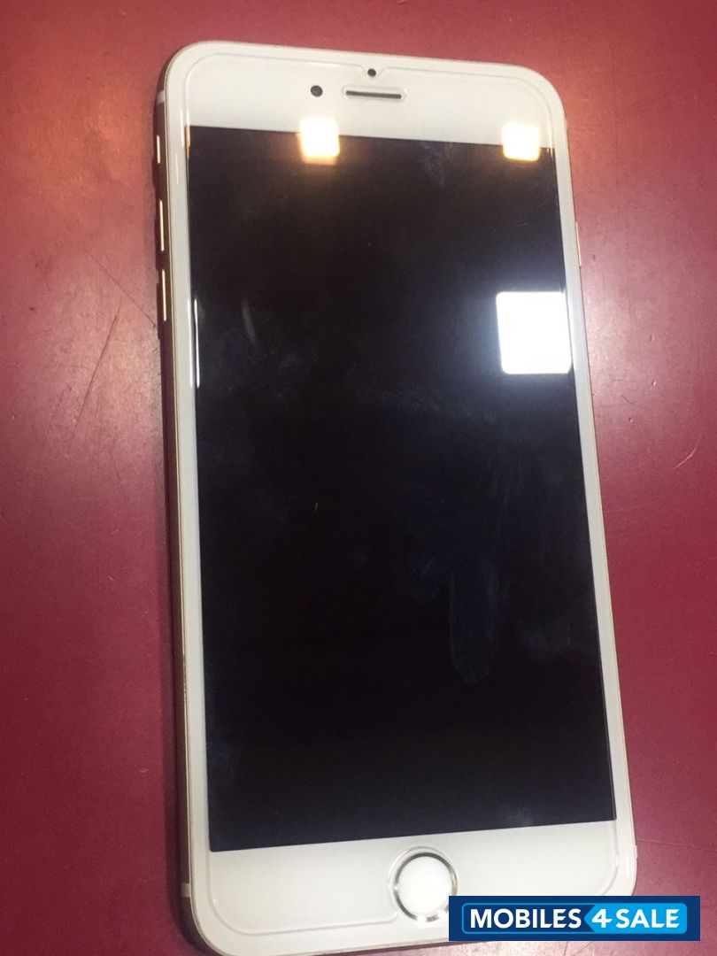 Gold Apple iPhone 6 Plus