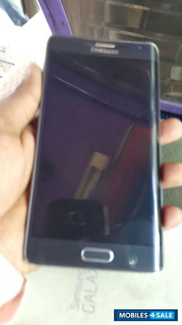 Black Samsung Galaxy Note Edge