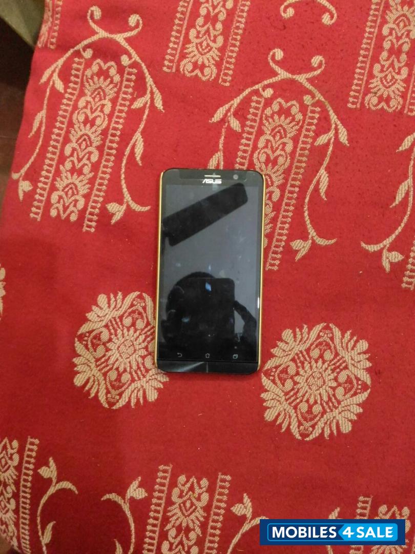 Grey Asus Zenfone 2 ZE551ML