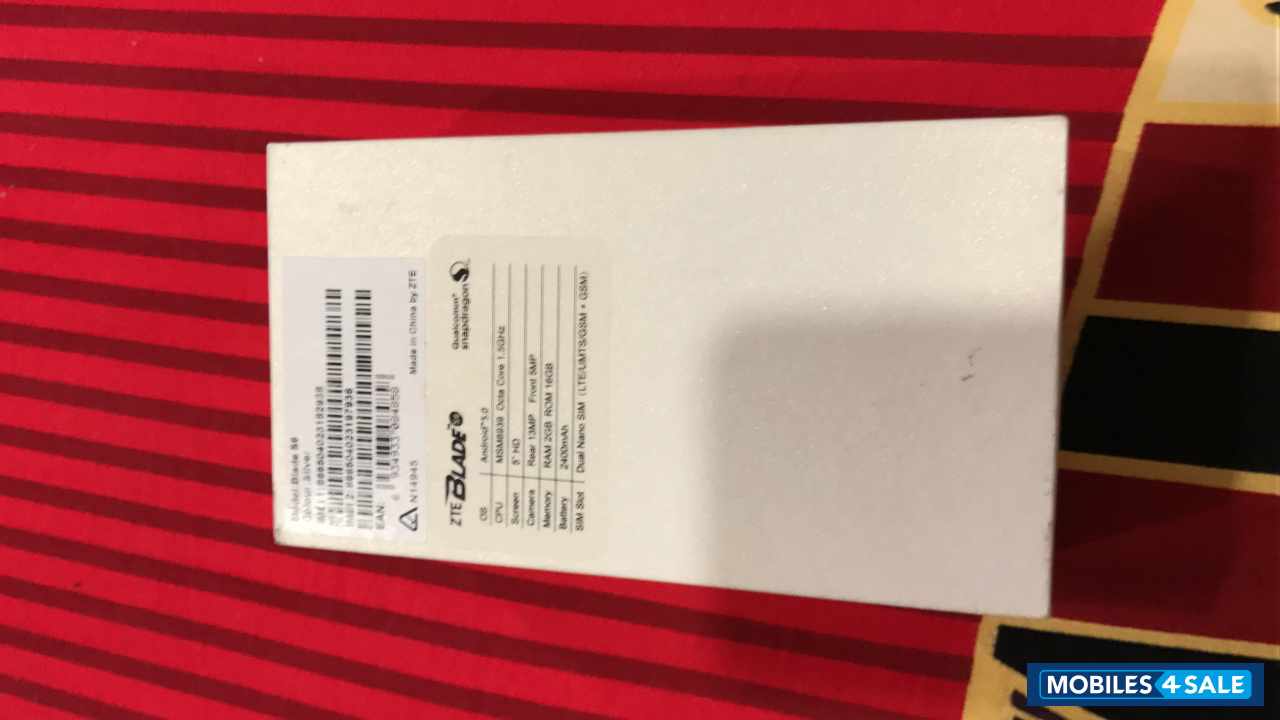 White ZTE Blade S6