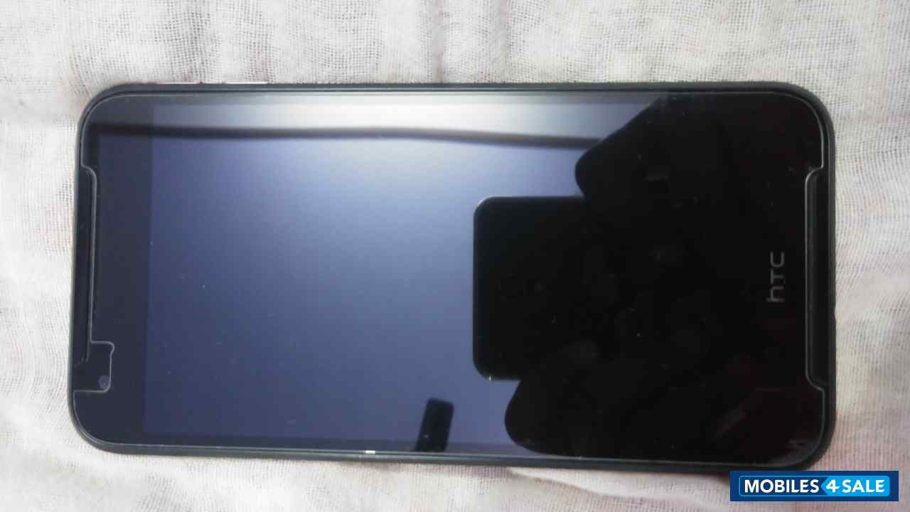 Black HTC Desire 830