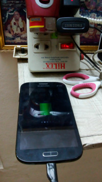 Black Samsung  Grand Neo