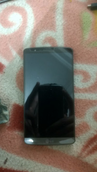 Metallic Black LG G3