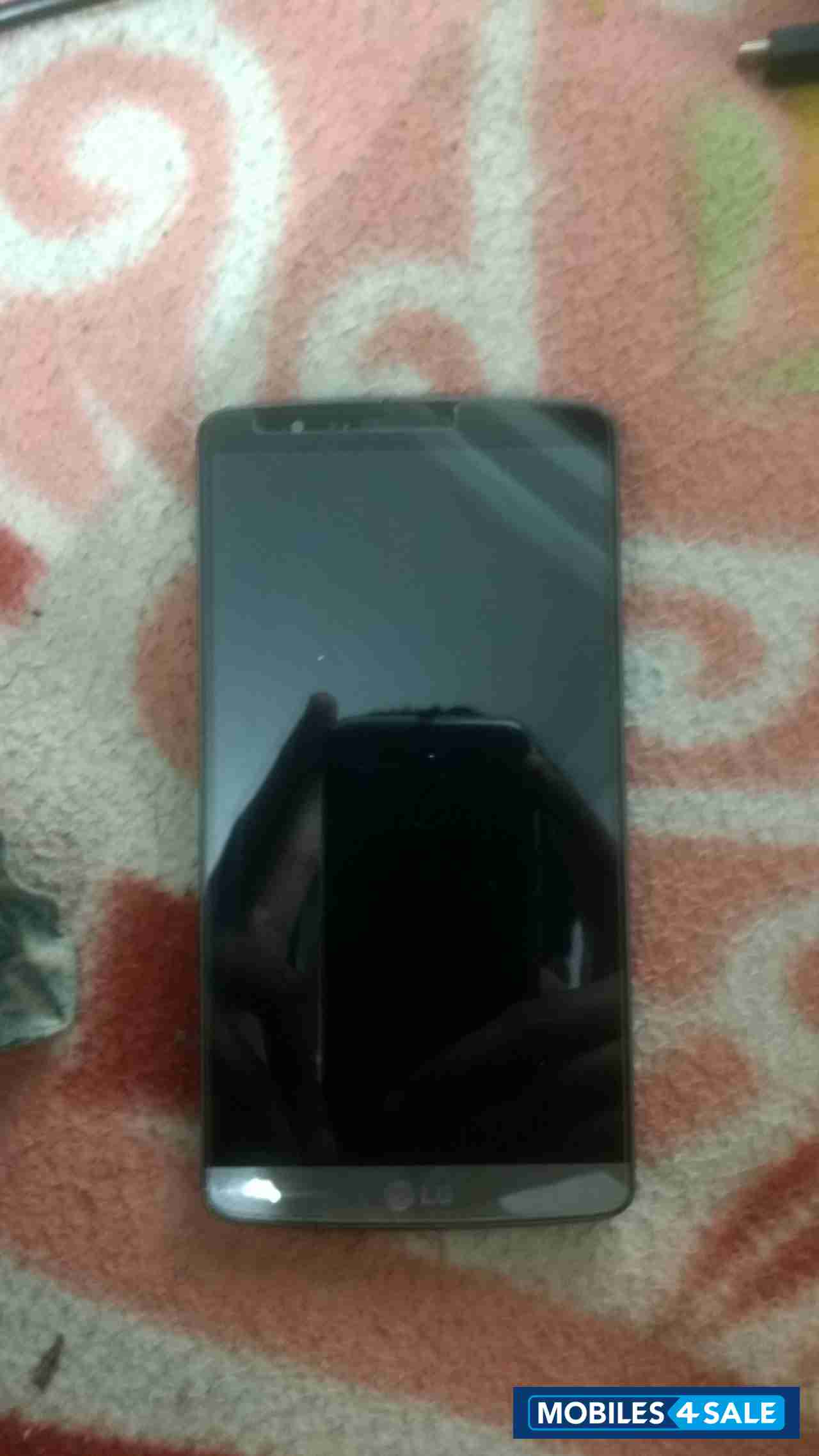 Metallic Black LG G3