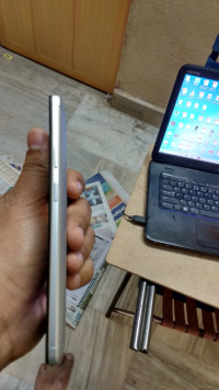 Silver Lenovo Vibe P1