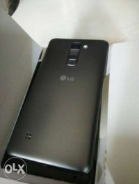 Black LG Stylus 2