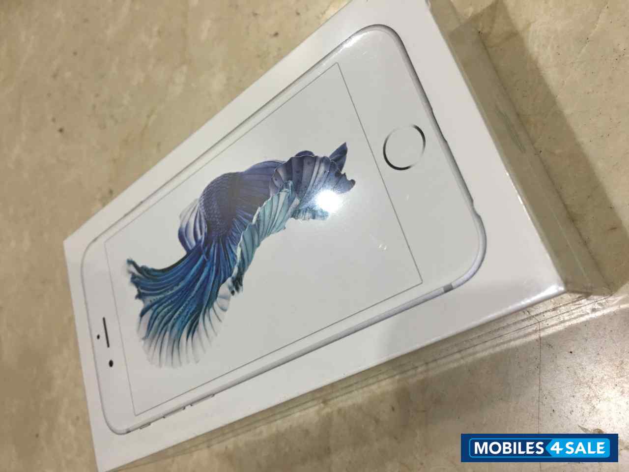 Silver Apple iPhone 6S