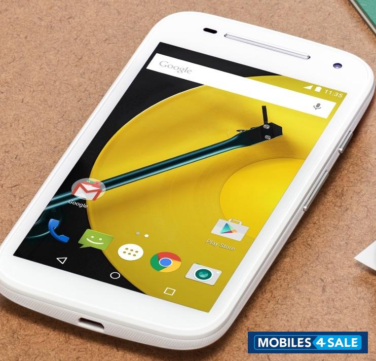 White Motorola MOTO E Gen 2