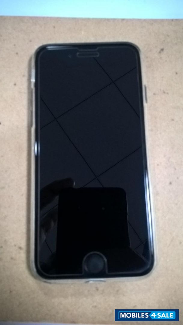 Matt Black Apple iPhone 7