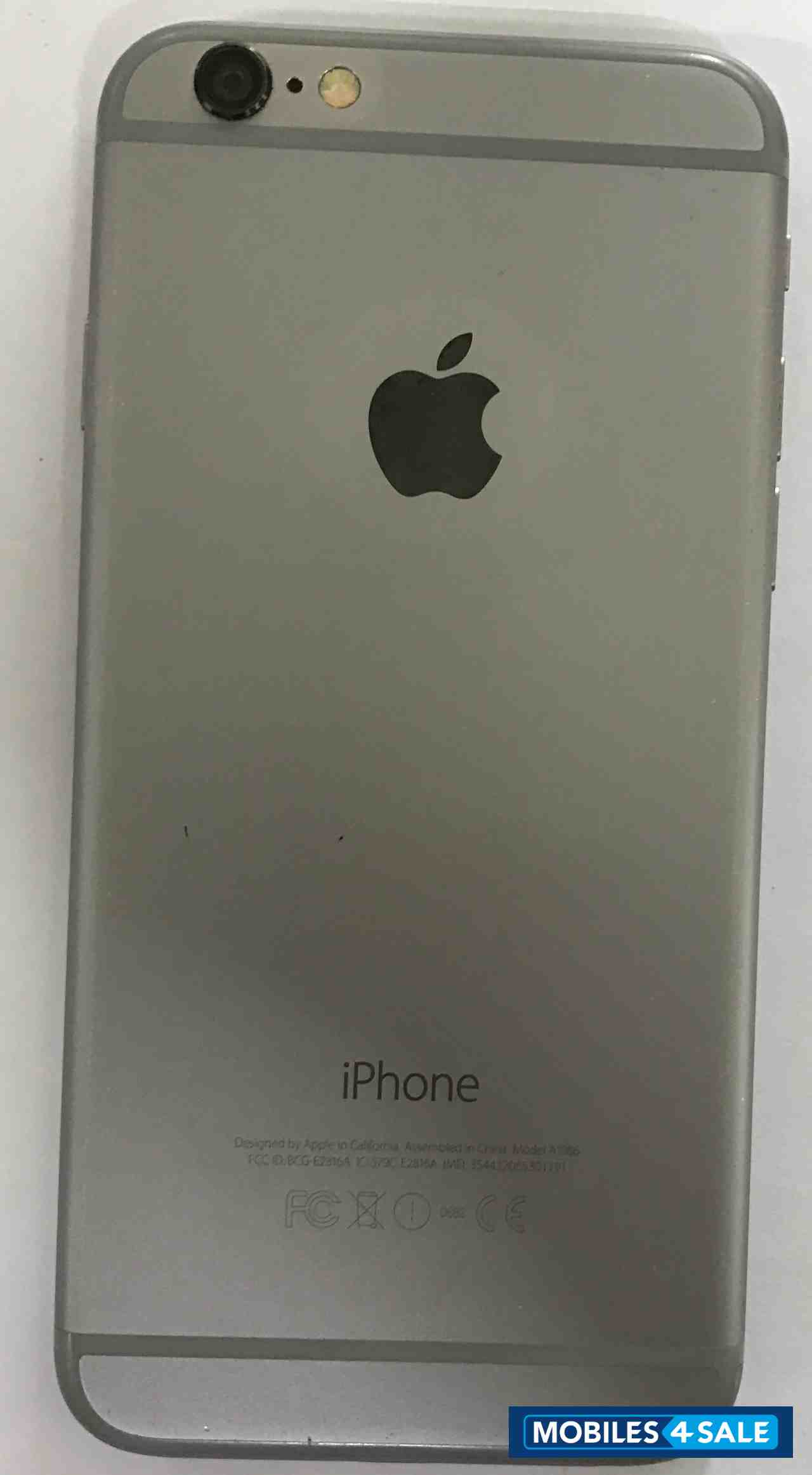 Silver Apple iPhone 6
