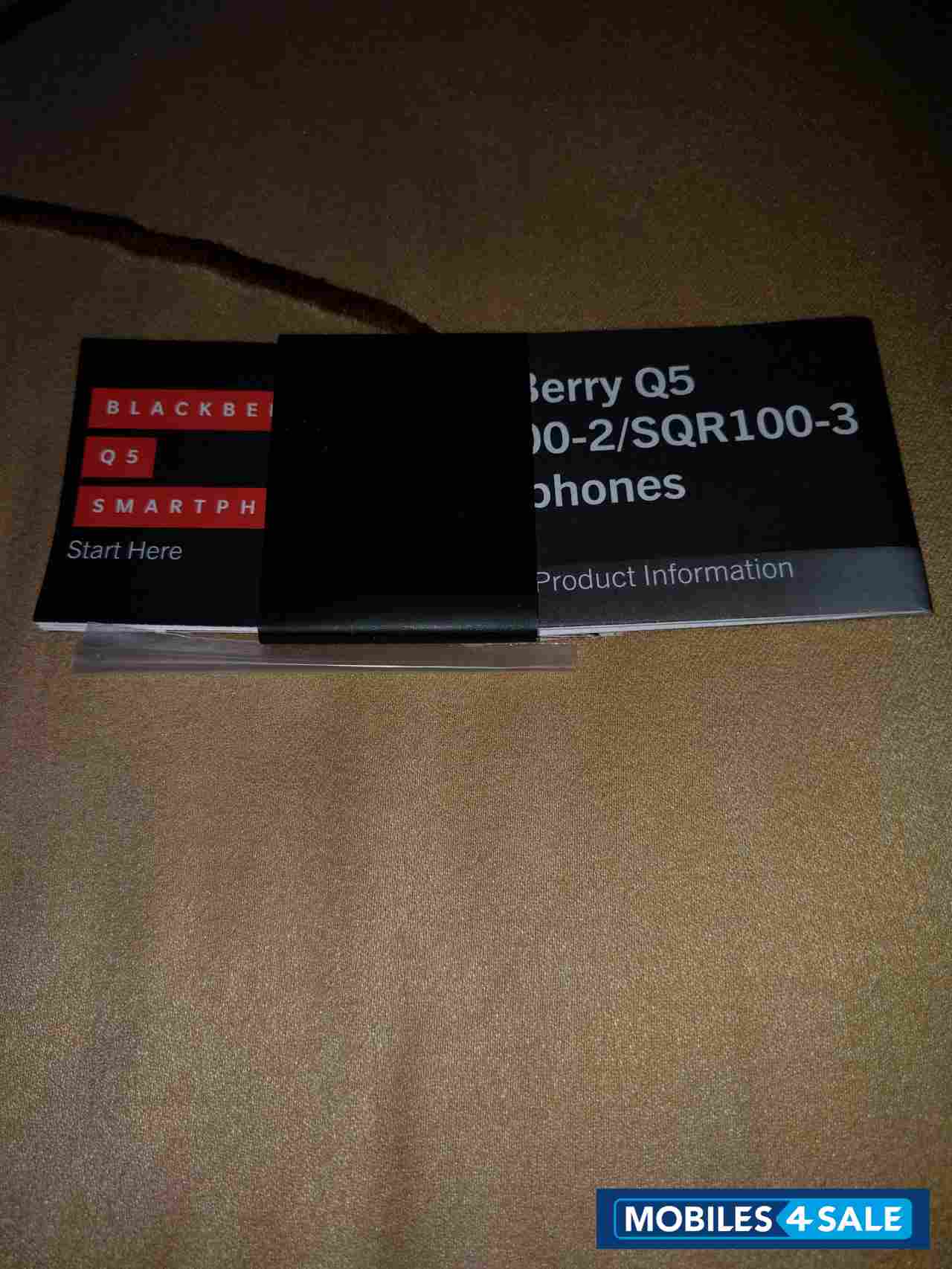 Black BlackBerry Q5