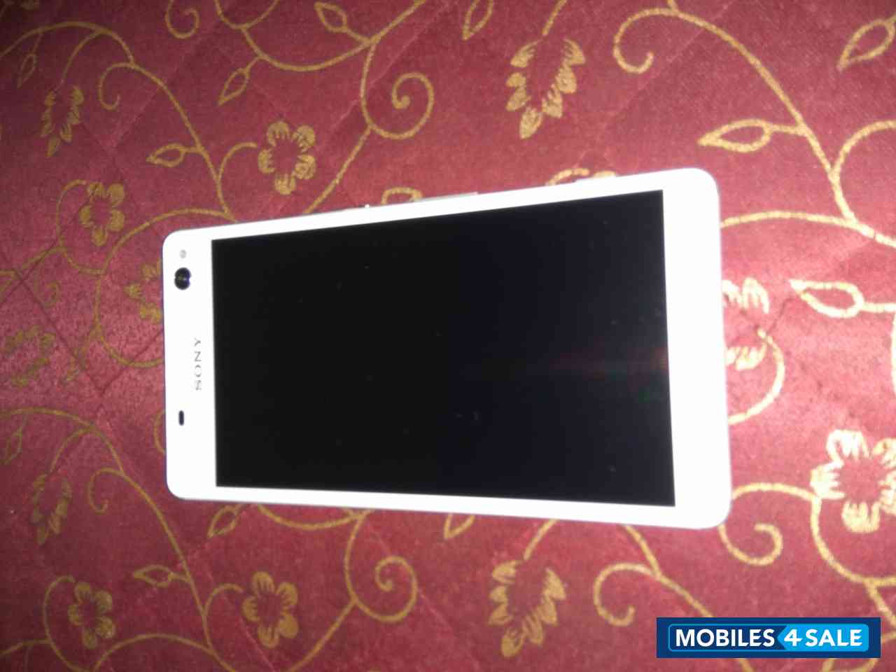 White Sony Xperia C4 Dual