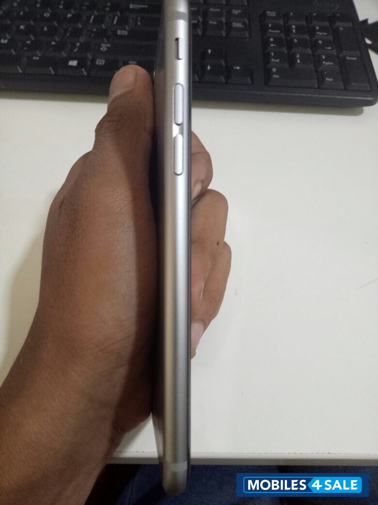 Space Grey Apple iPhone 6 Space Grey Apple iPhone 6