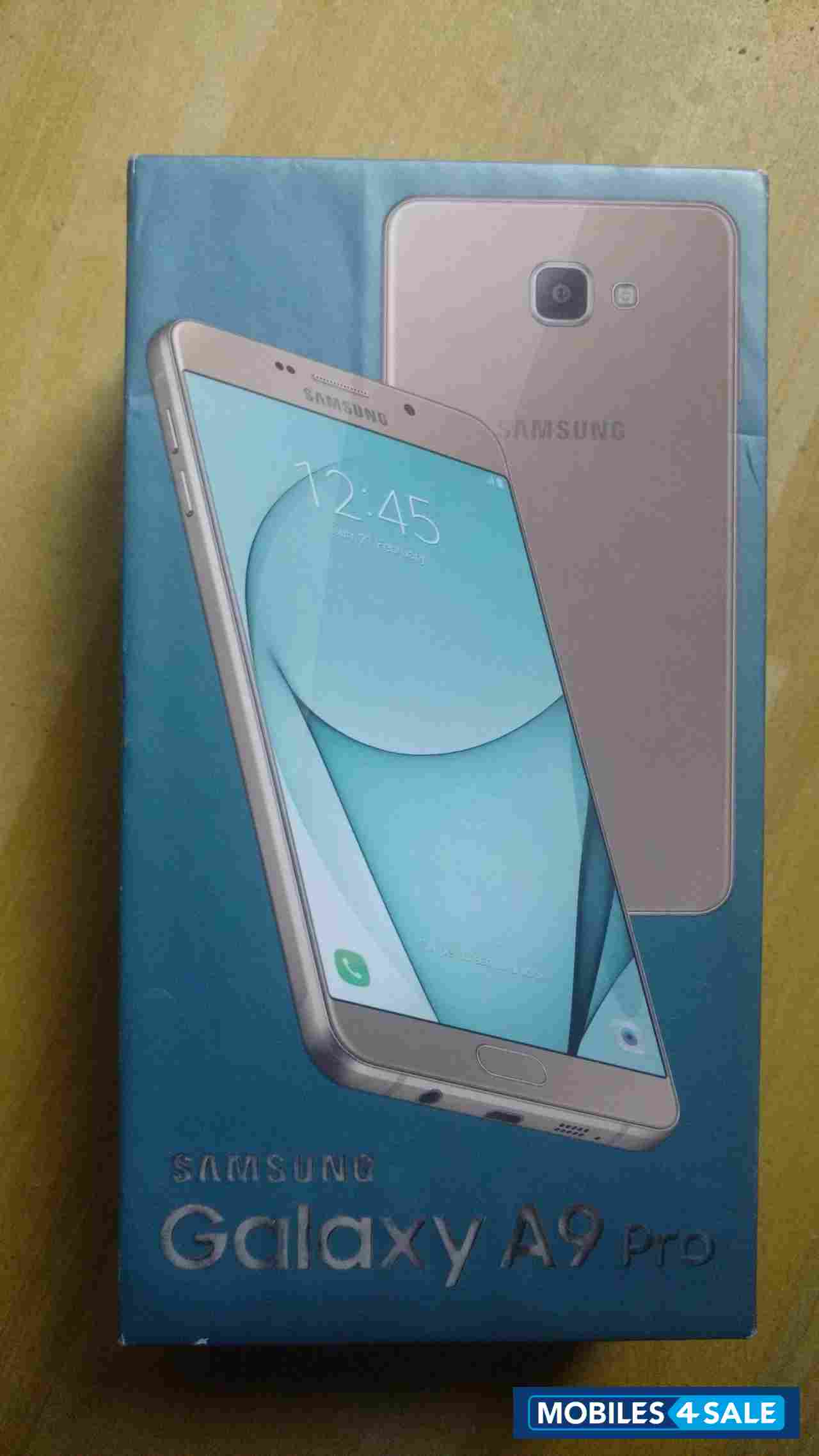 Gold Samsung A-series A9 Pro (2016)