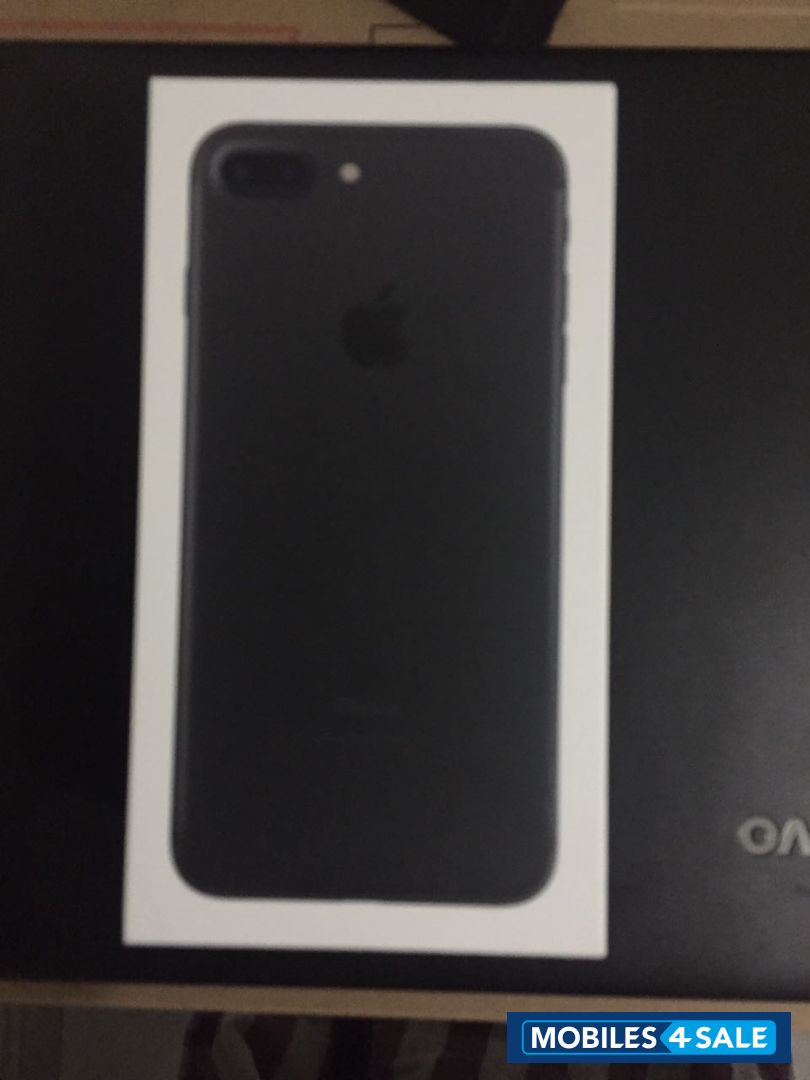 Black Apple iPhone 7 Plus