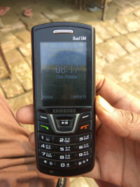 Black Samsung E2152