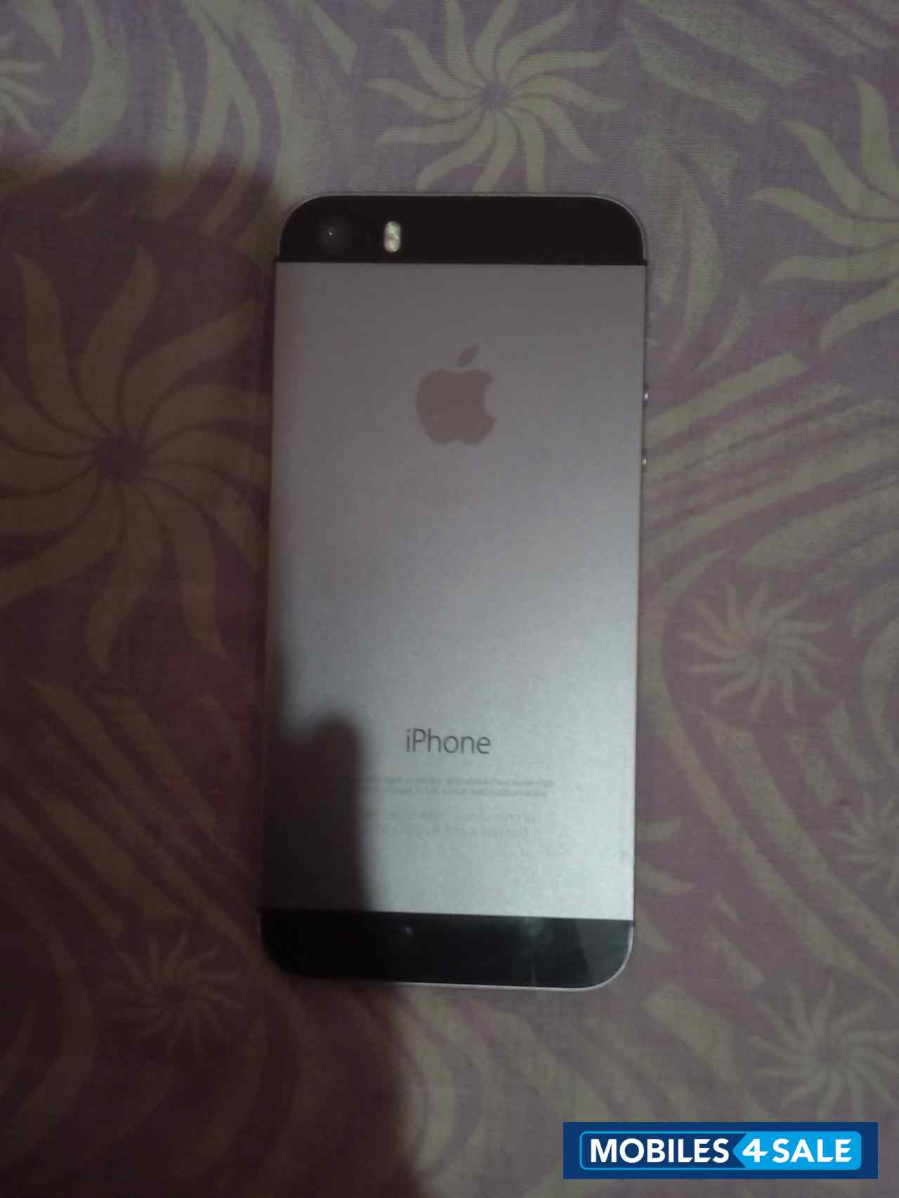 Silver Apple iPhone 5S