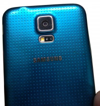 Blue Samsung Galaxy S5