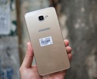 Golden Samsung Galaxy A9 Pro 2016