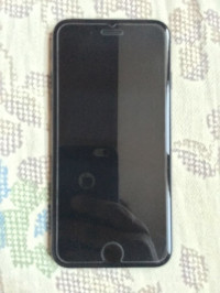 Black Apple iPhone 7