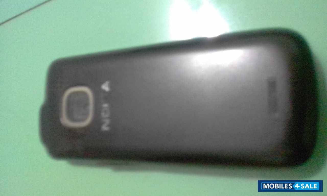 Black Nokia C2-00