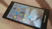 Black BlackBerry Z3