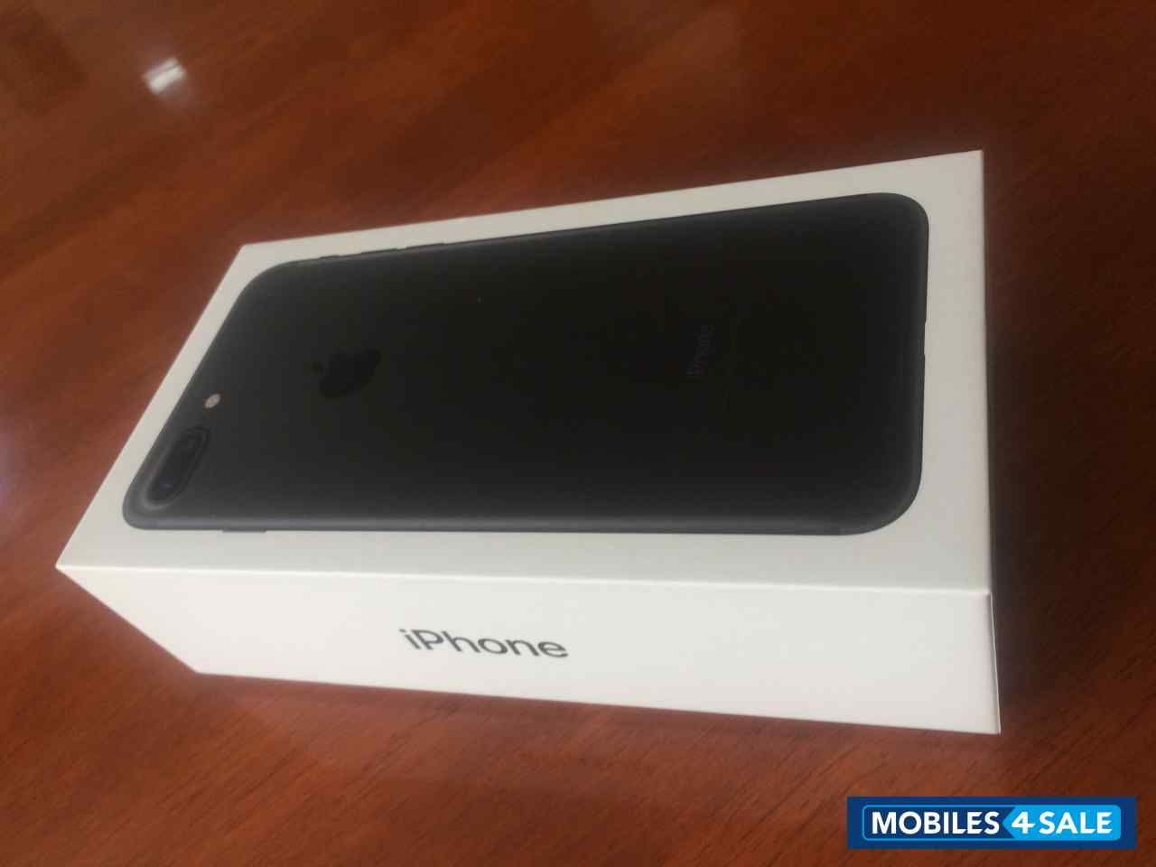 Black Apple iPhone 7 Plus