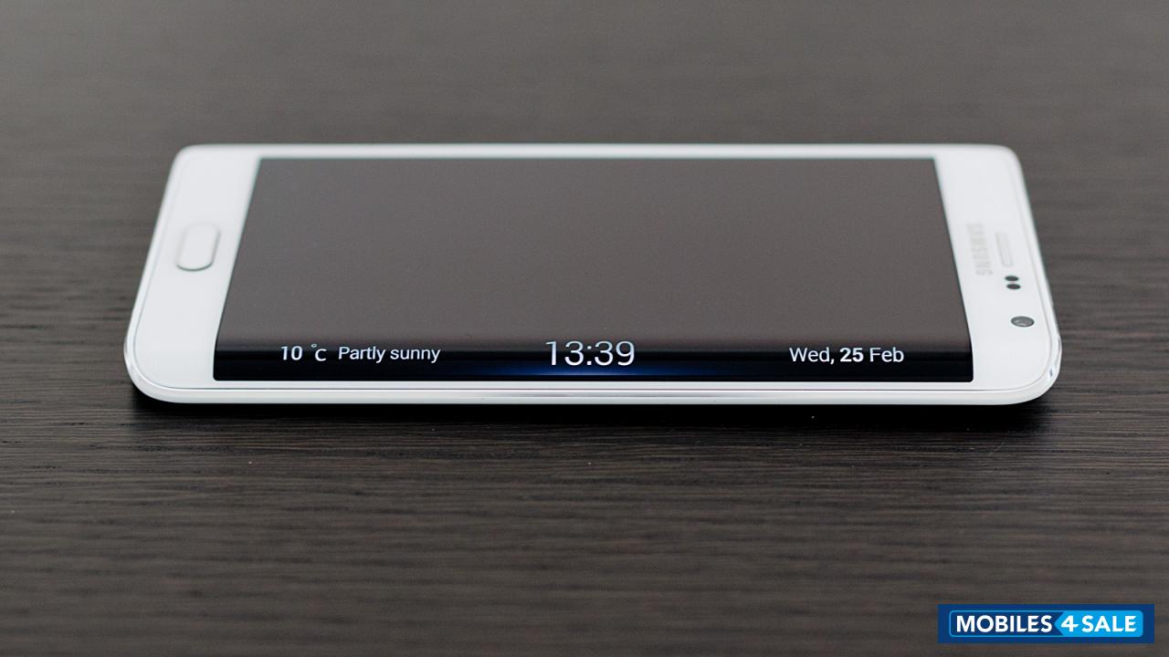 White Samsung Galaxy Note Edge