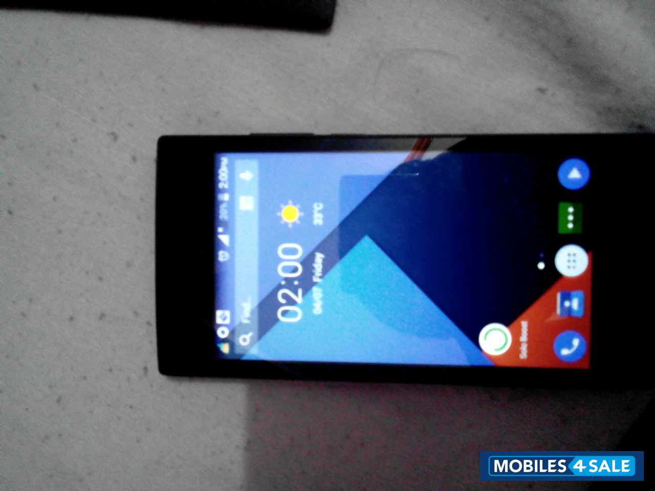 Black Karbonn Titanium s30 titanium