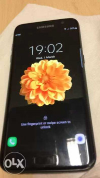 Perl Black Samsung Galaxy S7 Edge