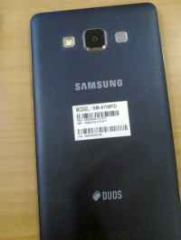 Black Samsung Galaxy A7