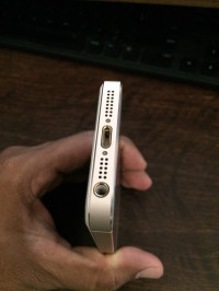 Gold Apple iPhone 5S