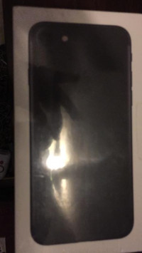 Black Apple iPhone 7