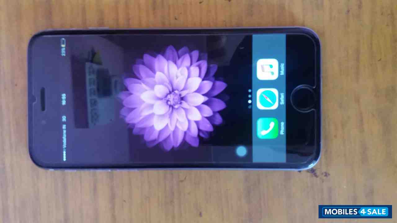 Space Grey Apple iPhone 6 Space Grey Apple iPhone 6