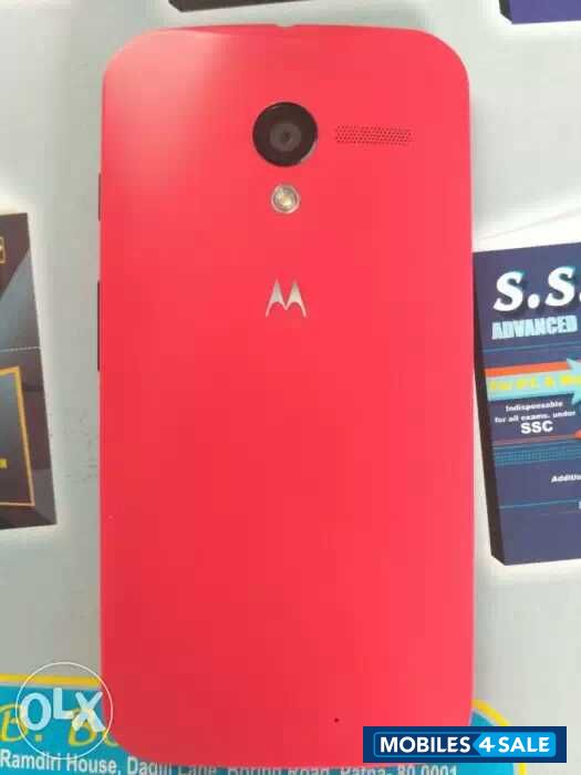 Black/red Motorola MOTO X