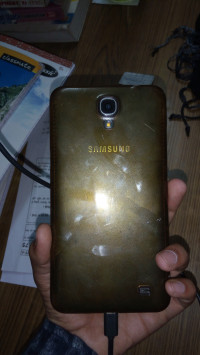 Black Samsung Galaxy Mega 2
