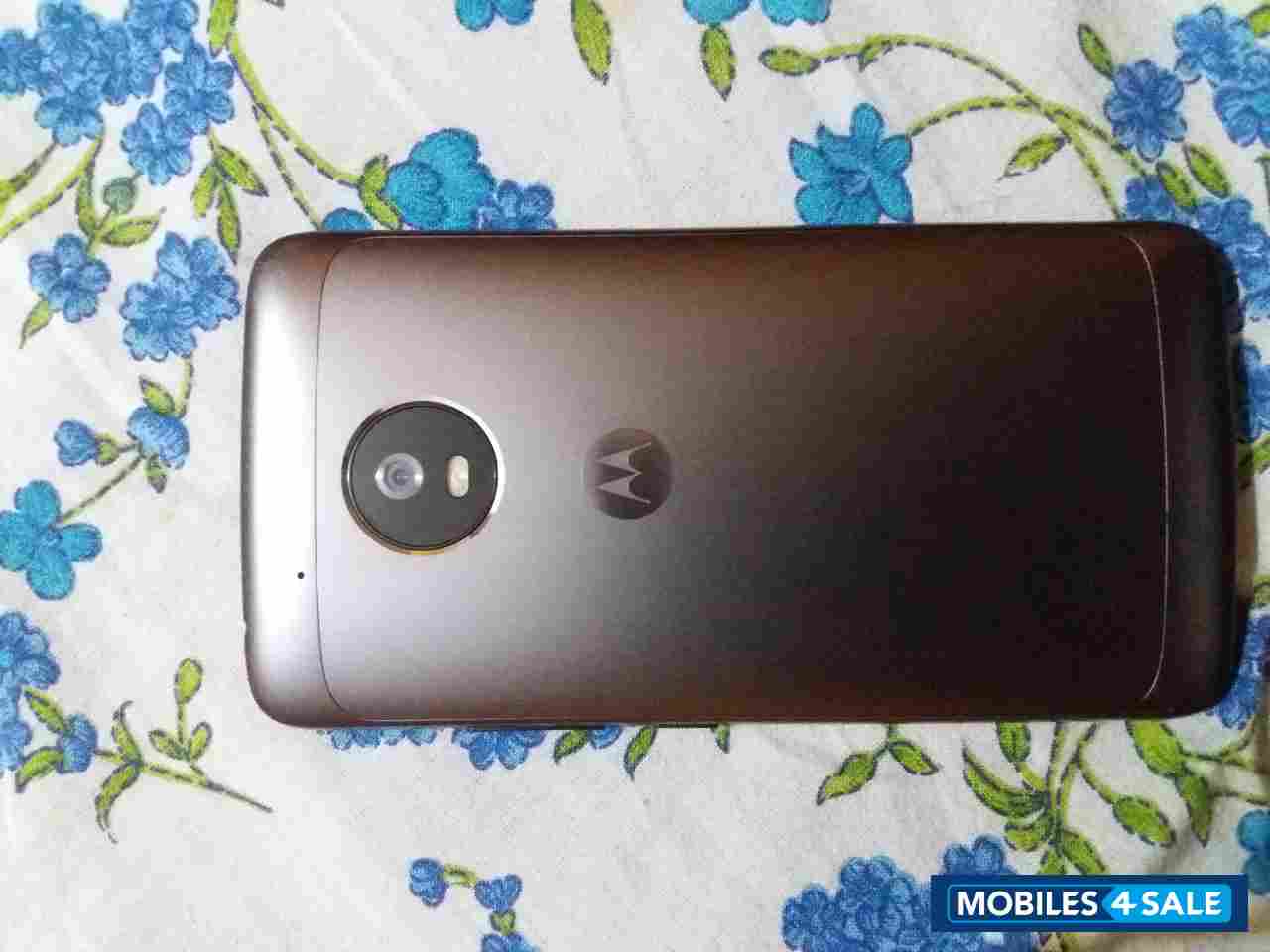 Lunar Grey Motorola  Moto G5