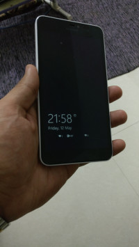 White Microsoft Lumia 640 XL Dual SIM