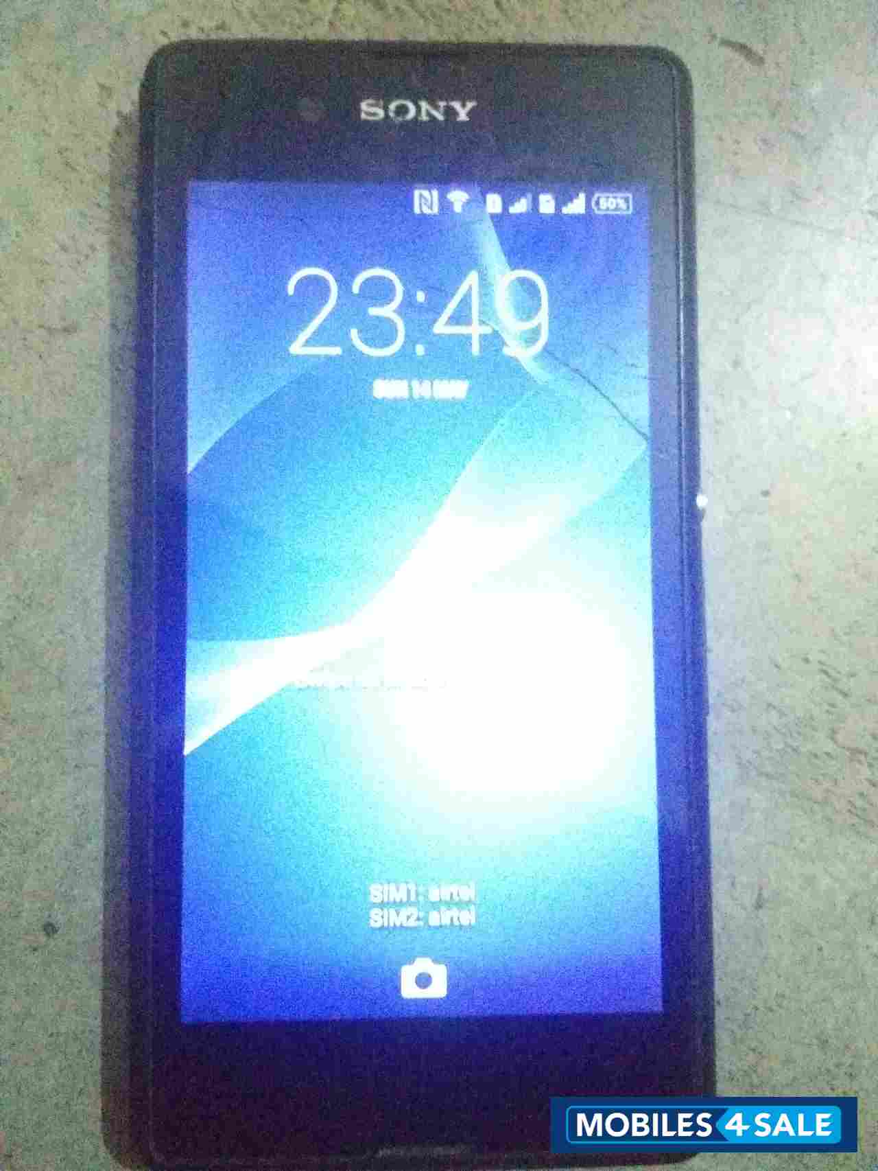 Black Sony Xperia D2212