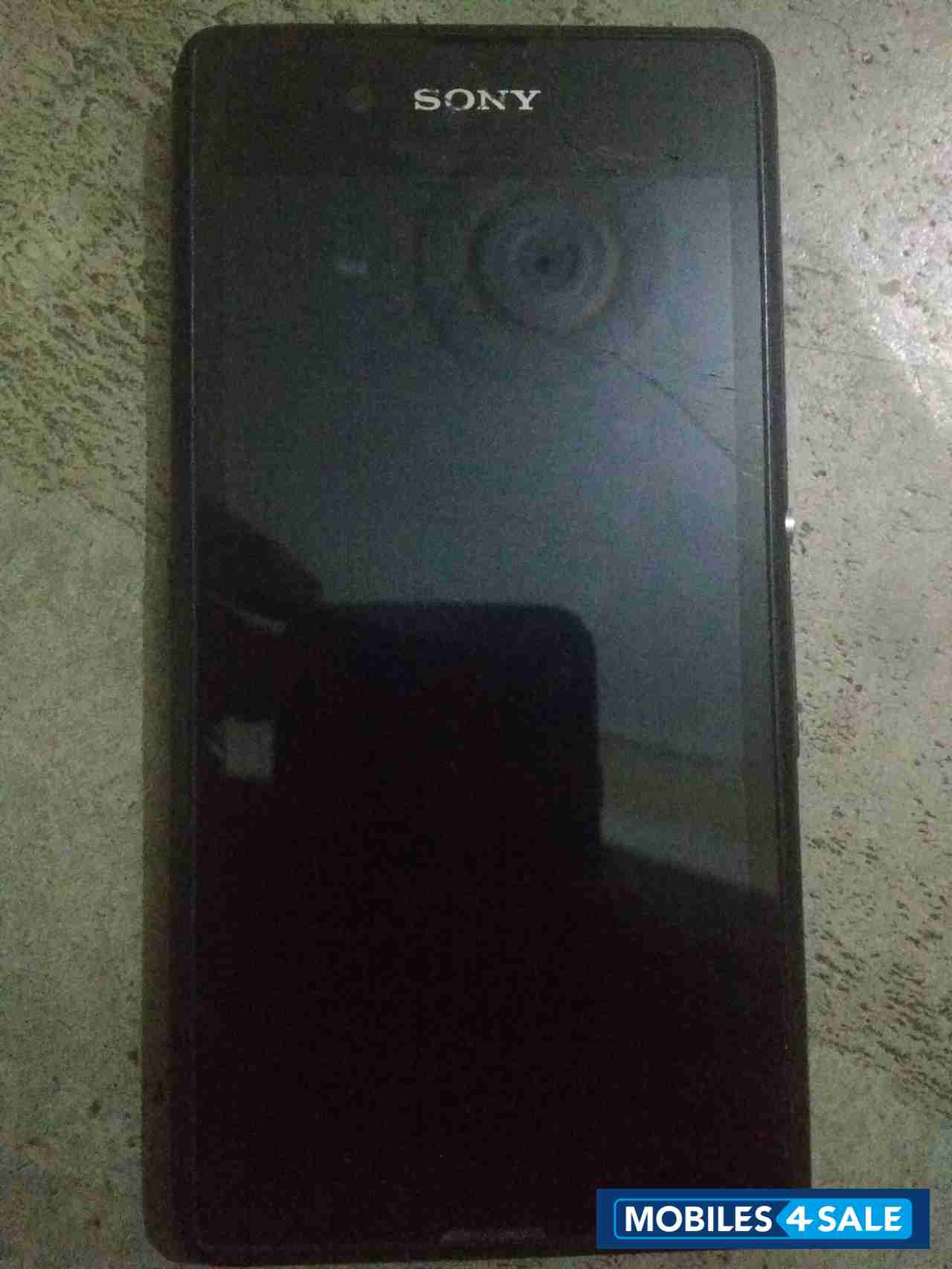Black Sony Xperia D2212