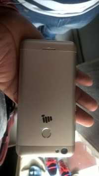 Gold Micromax Unite 4 Pro Q465