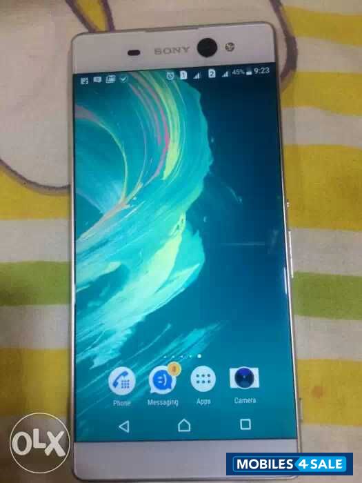 White Sony Xperia XA Ultra