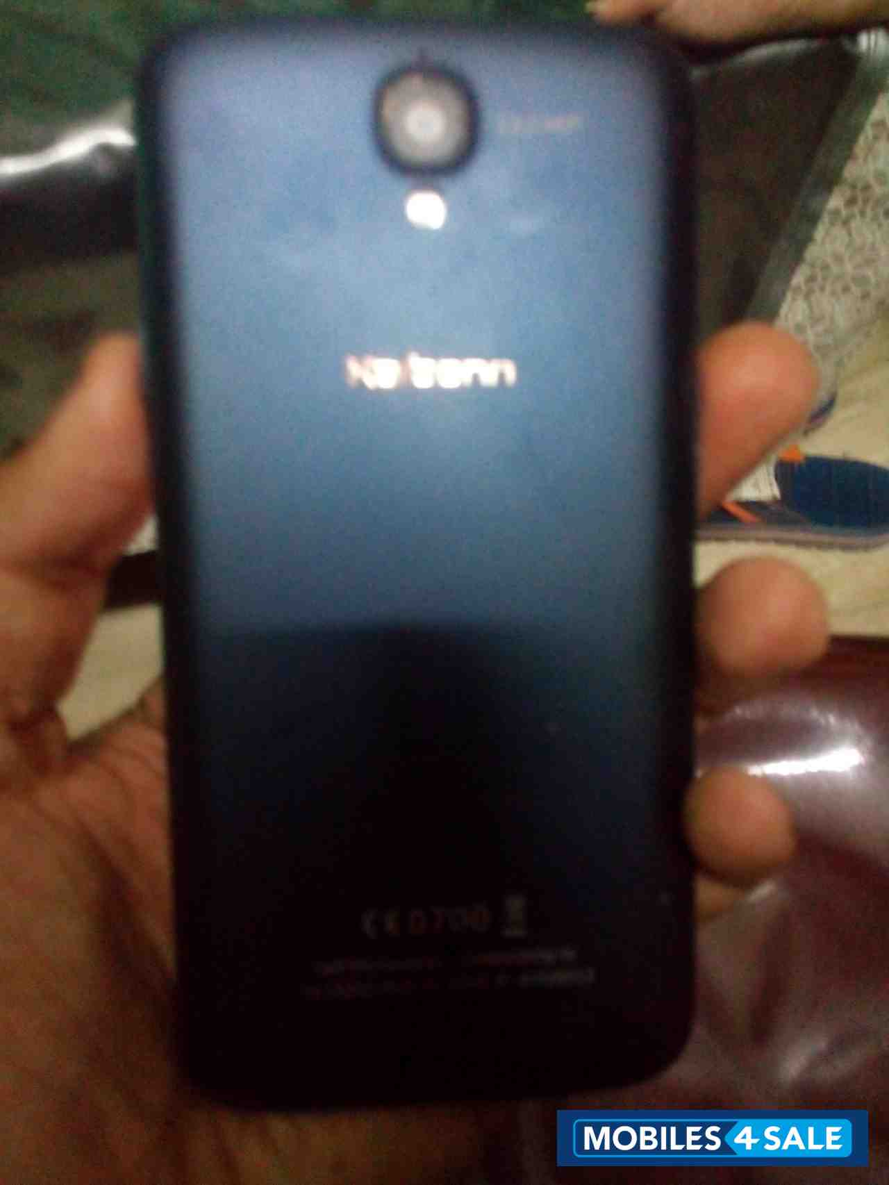 Black Karbonn Quattro L50 HD