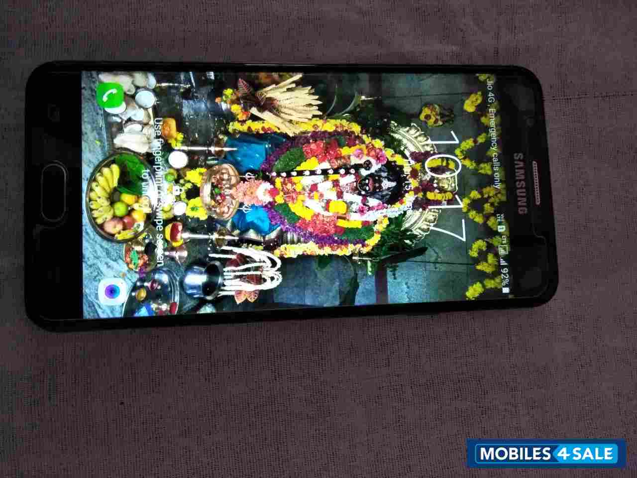 Black Samsung Galaxy J7 Prime