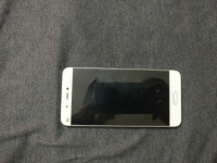 White Xiaomi Mi 5